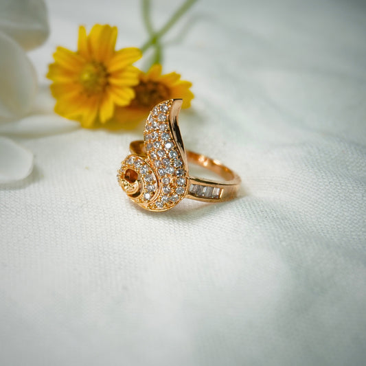 Sparkling Grace AD Stone Cocktail Ring-queenwing